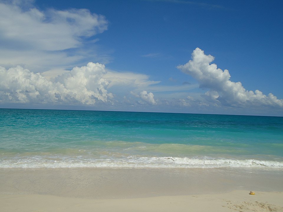 960px-Beautiful_sea_shore_at_Andaman_and_Nicobar_Islands